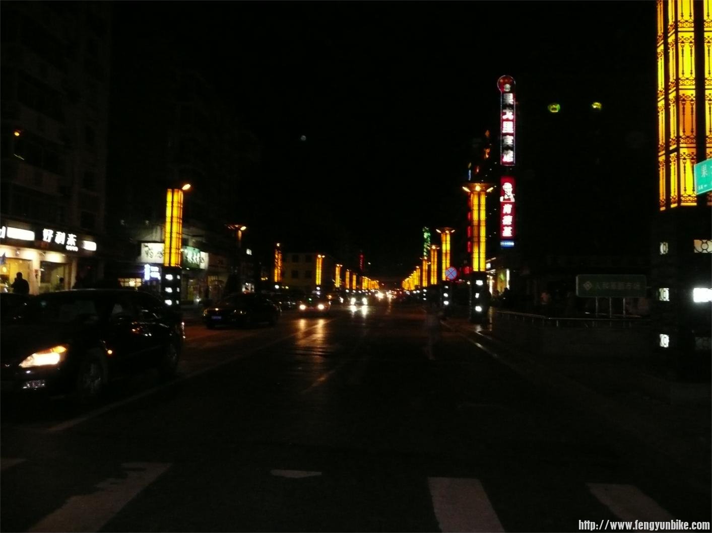 果戈里大街夜色。