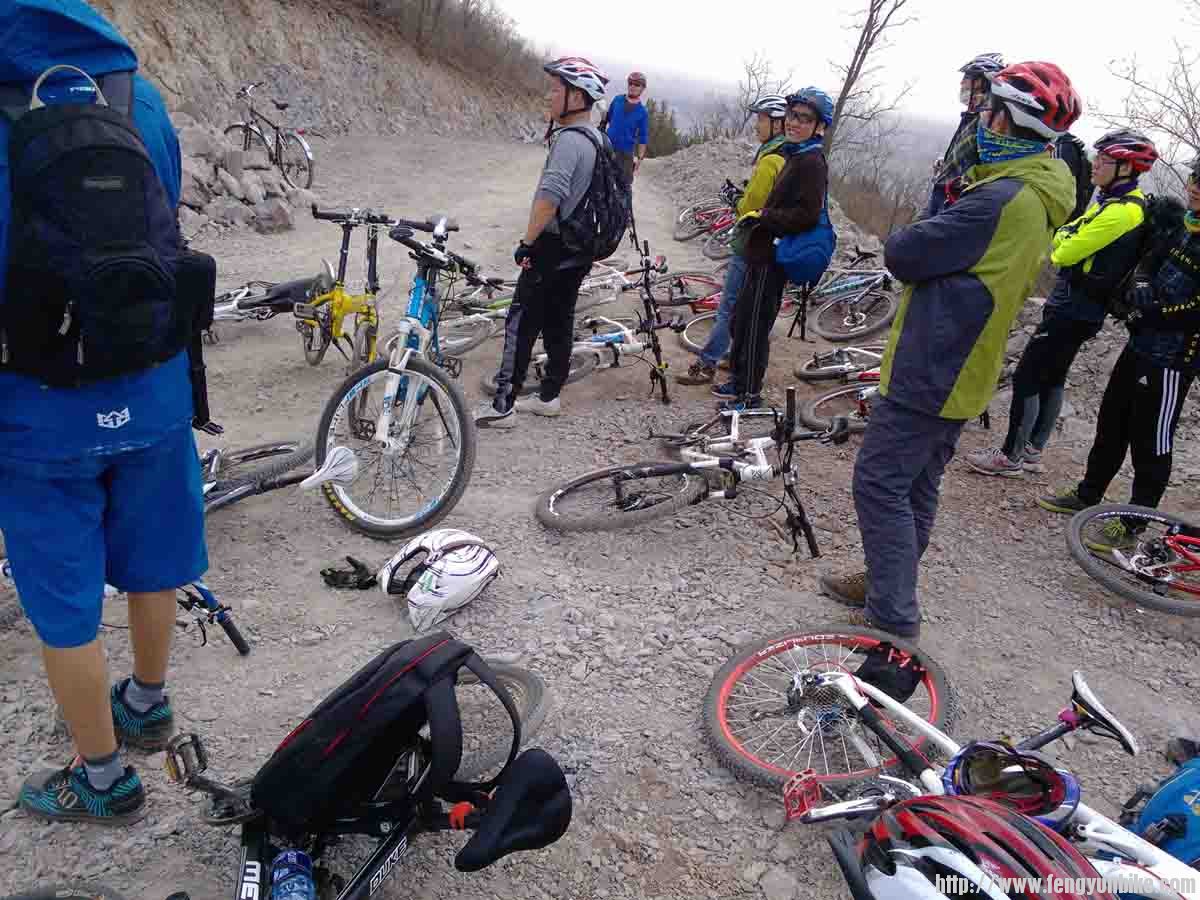 中段休息，合影点