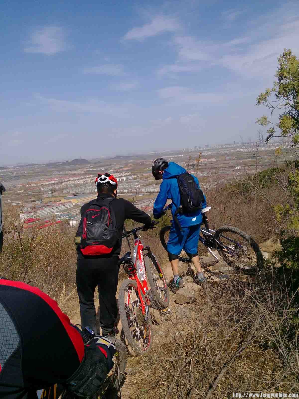 那头教主。。。