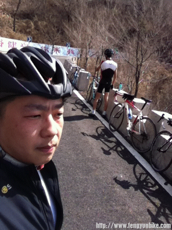 自拍一张，哈哈哈