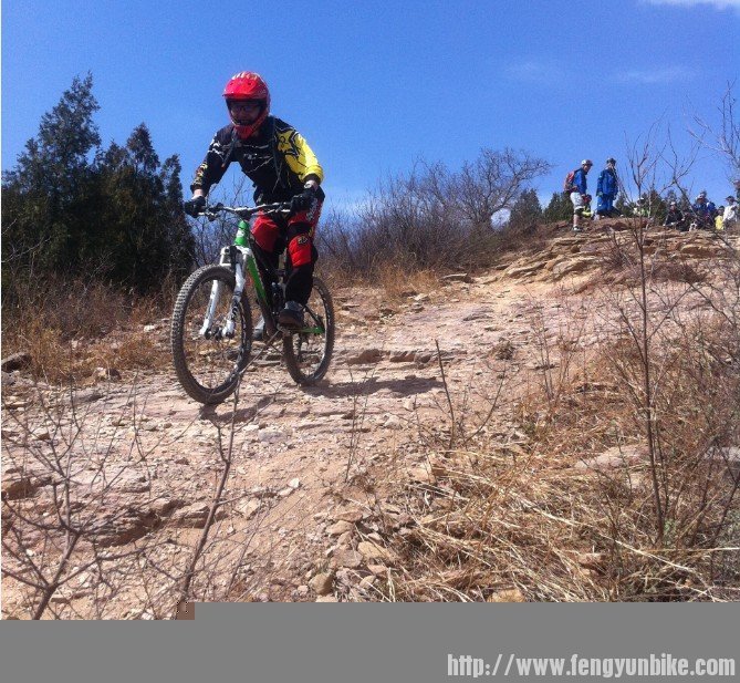 迎面泼  欧迪.jpg