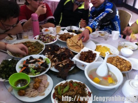 饿疯了都，上菜快，消灭的更快