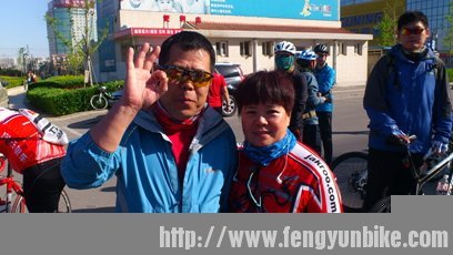 甜蜜夫妻！啥也不说了~哦了！