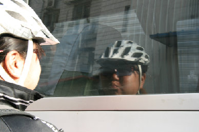 猜猜 这是哪位巾帼？？？