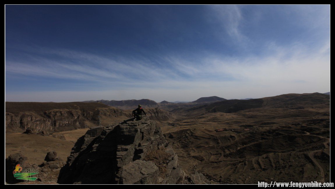 悬崖之上TT-2.jpg