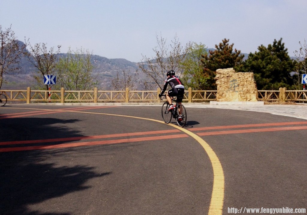 1304上课刷街四座楼 092.jpg