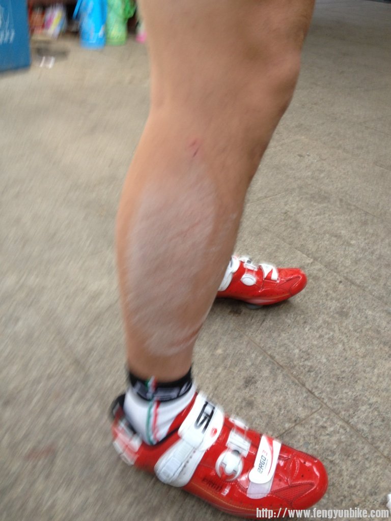 1304上课刷街四座楼 120.jpg