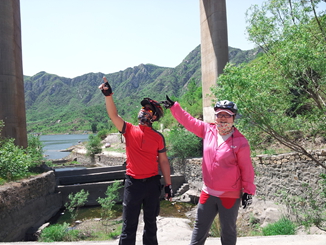 哇哦~看！大灰机！