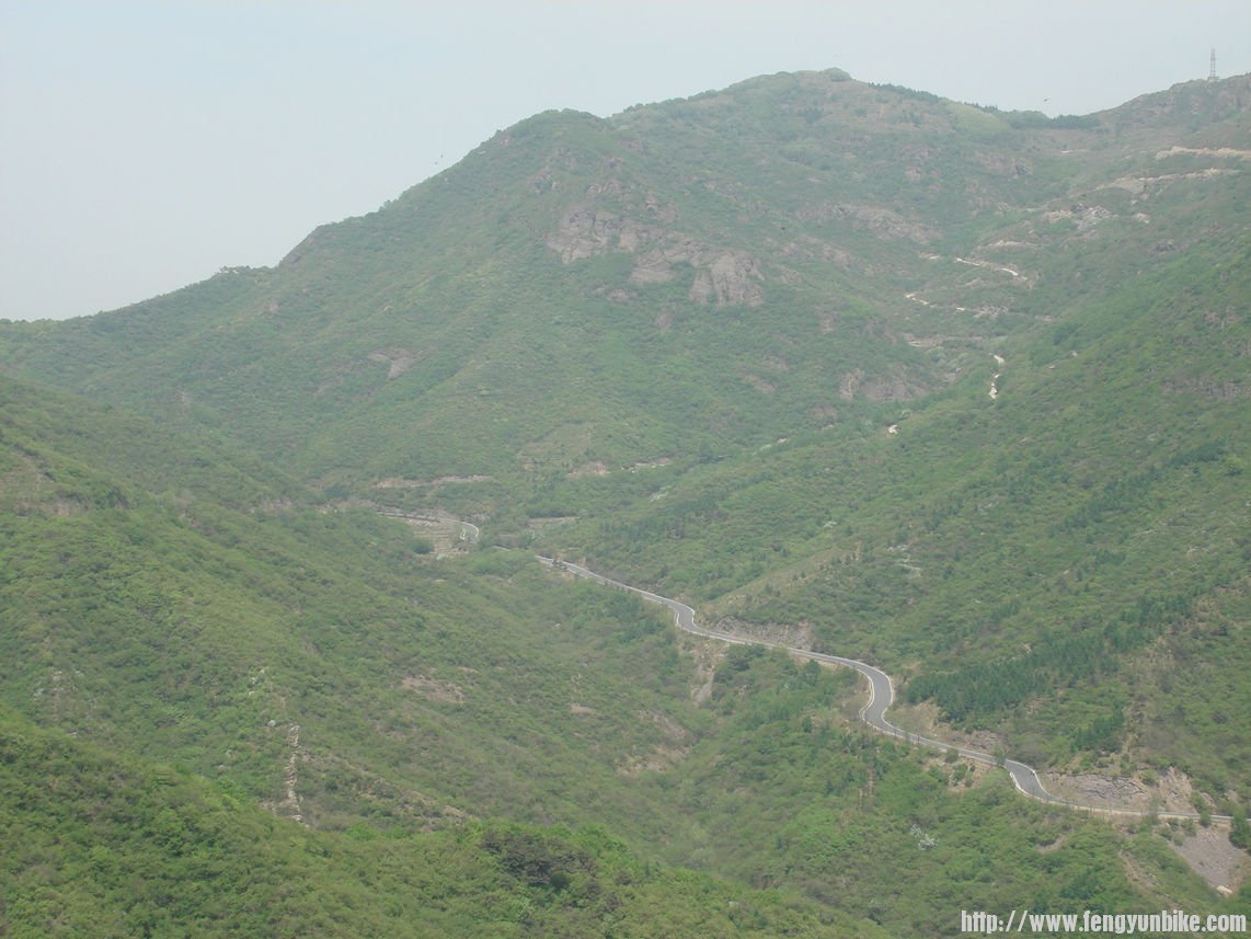 过了涧沟村的山路