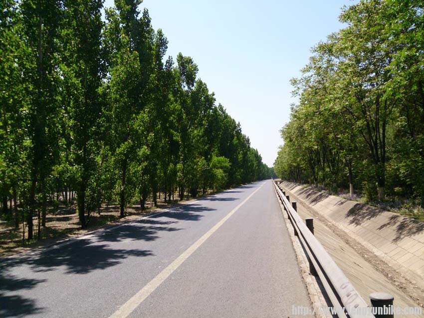 华北平原道路比较平坦