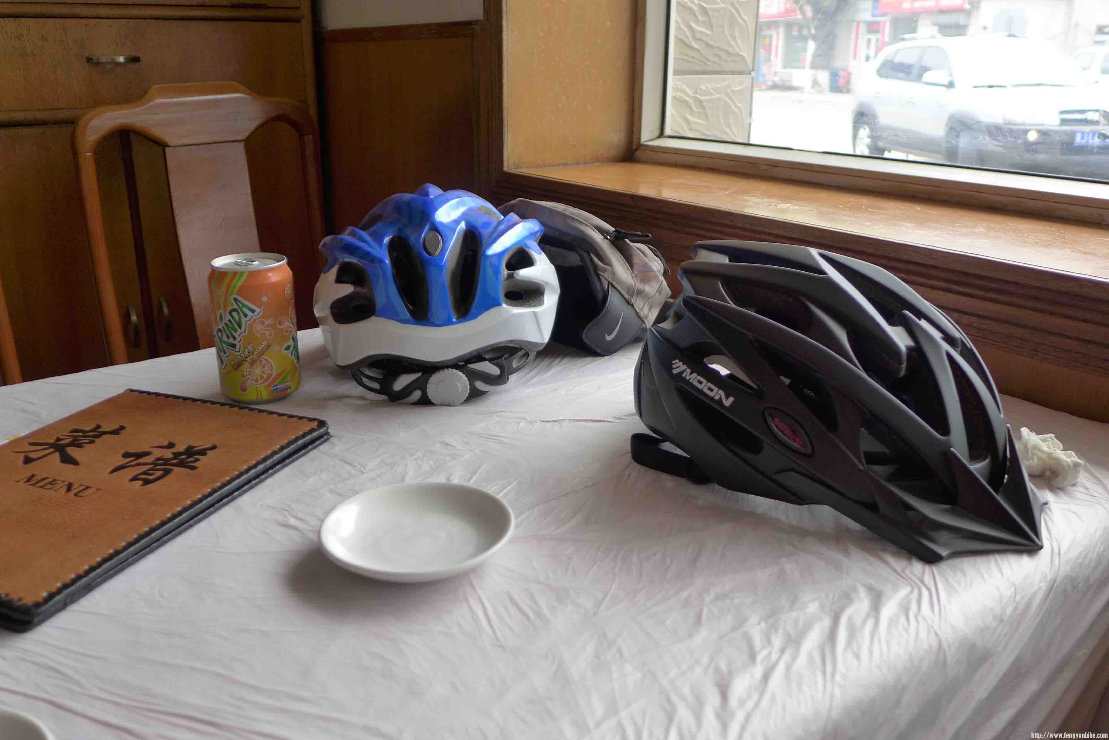 我和他的头盔，有种英雄相遇的感觉