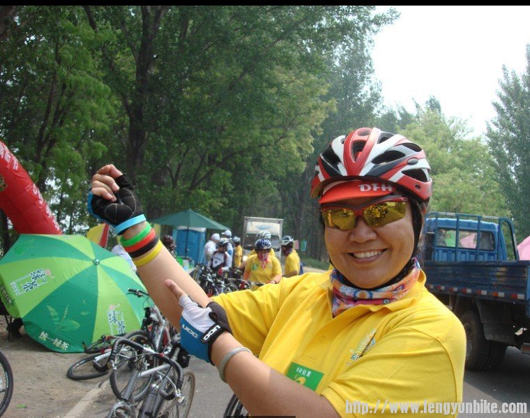 60公里是10公里发一只手环，发完5只就是50公里，最后再骑10公里。手环齐了才能通过领奖品 ... ... ... ...