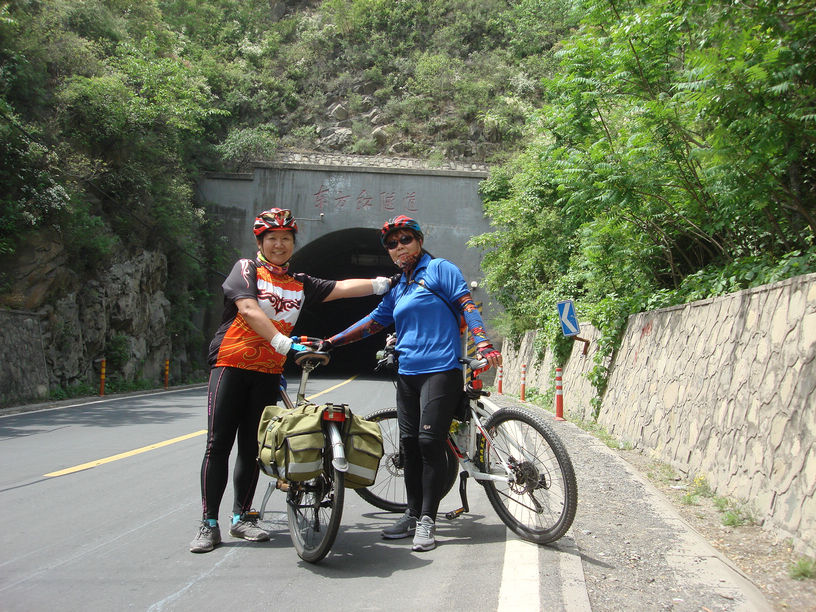 我们姐俩都成功了