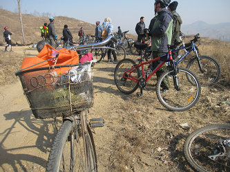 正面图（三环标志让奥迪胆颤）