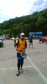 我从别人的作业中得知，这是一员猛（萌）将 