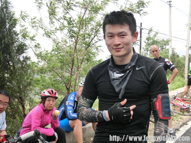 白面书生－小狼