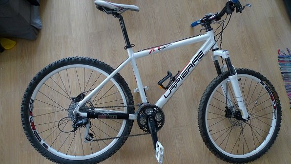 10年白色Lapierre24速油碟山地