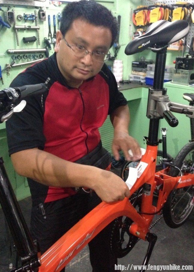 车子很赞~豪总更赞·都很帅！