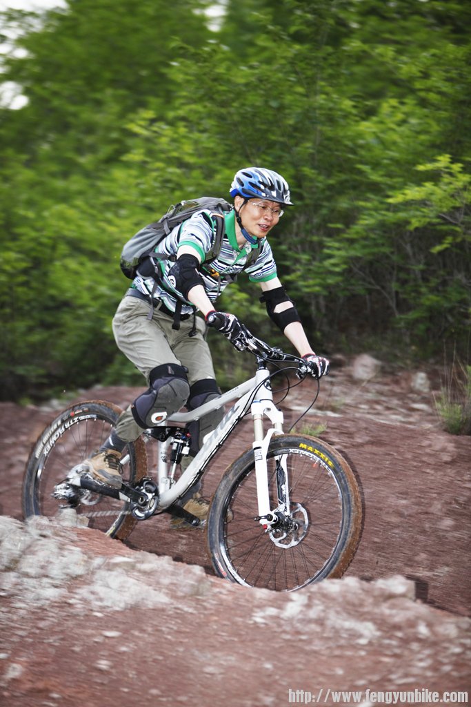 车帅人更帅，嘿嘿