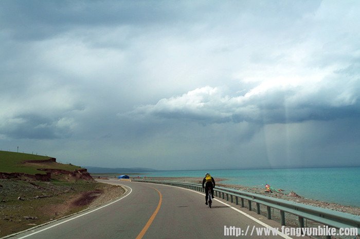 这辈子没见过这么美的云，这是下午阵雨的时候