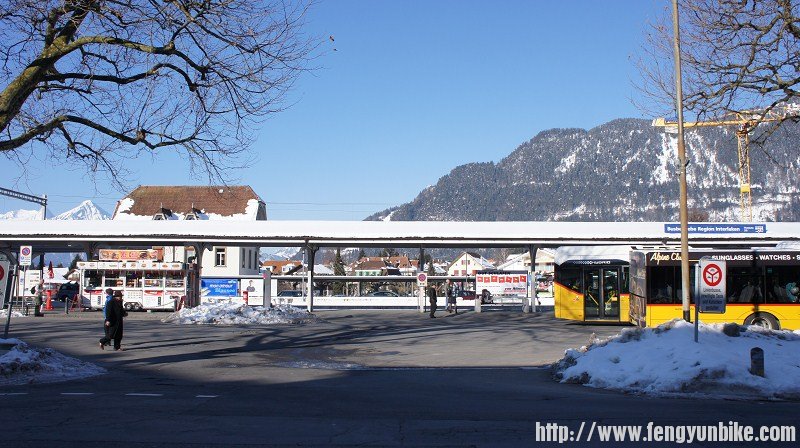 租车点，在interlaken火车站，很方便。