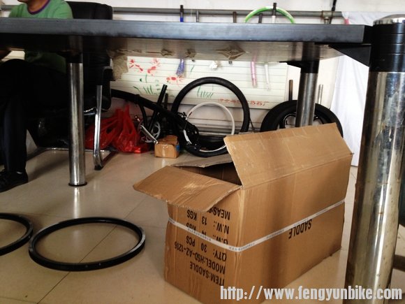 办公环境都是配件