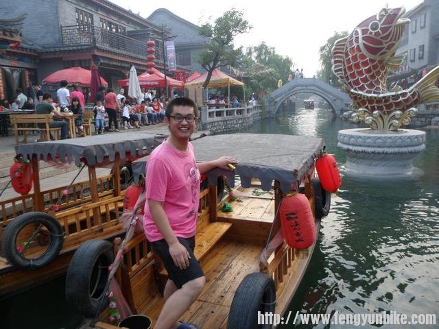 梃子每次笑的很灿烂。