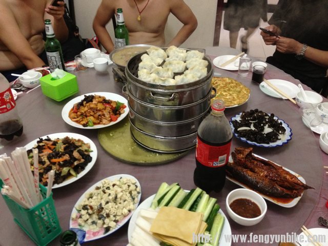 卢龙县城午饭，峰哥安排的给力啊。。