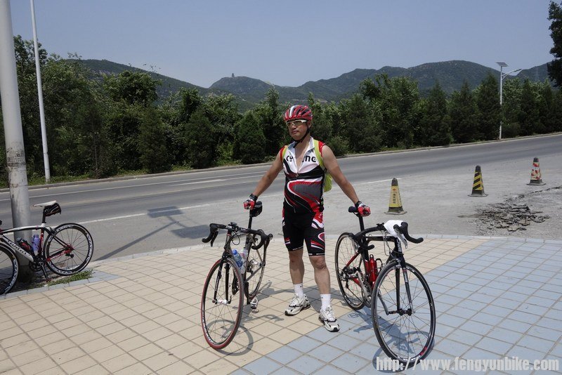 哥们就有自行车运动员的基因