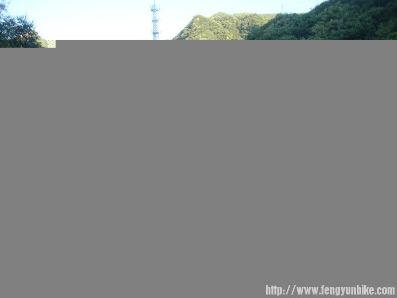 说好继续往前走，诸不知草堂墨客已经被他的新车搞得焦头烂额了