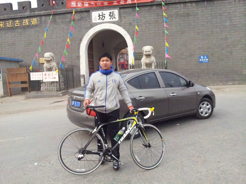 本人骑行张坊