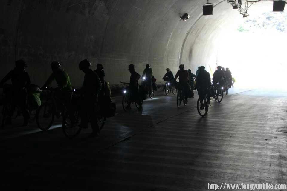 过隧道准备ing。。。。