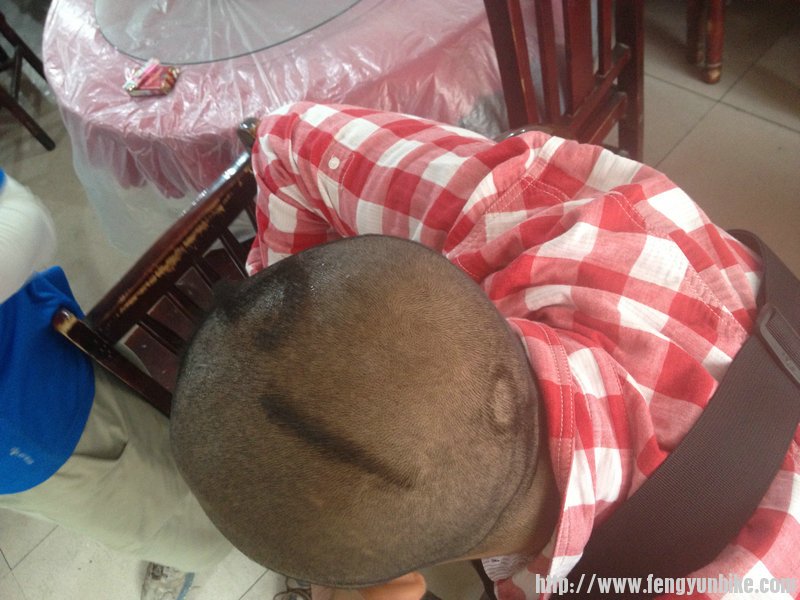 苇子杆的新发型   318  哈哈