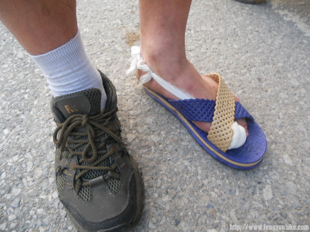 带伤来送行，俺感动啊