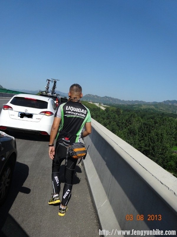 DSC01047 (800x600).jpg