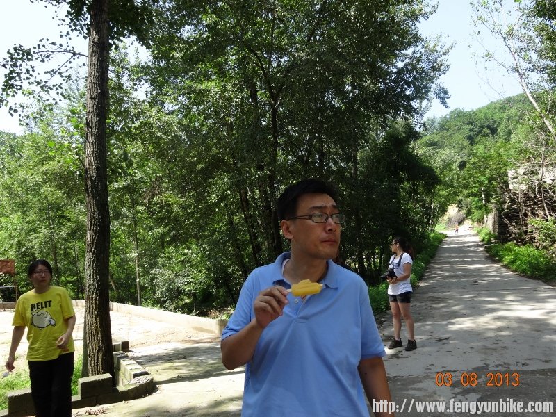 DSC01124 (800x600).jpg