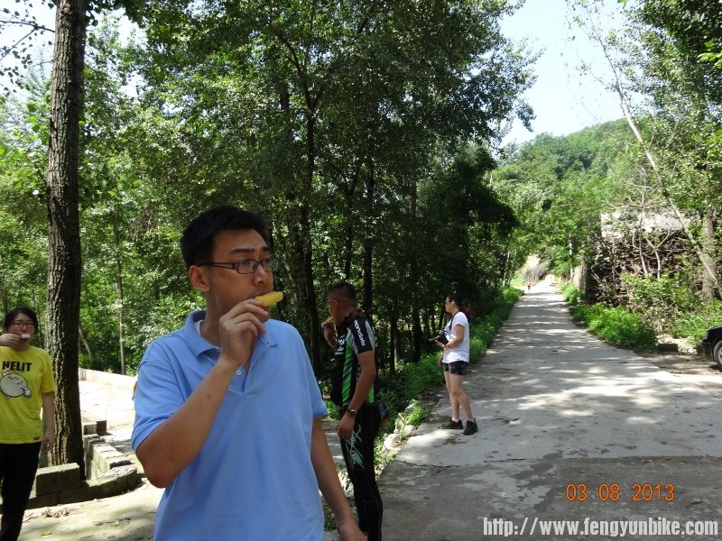 DSC01125 (800x600).jpg