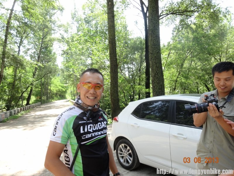 DSC01128 (800x600).jpg