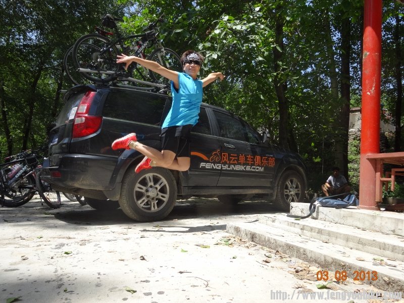 DSC01144 (800x600).jpg