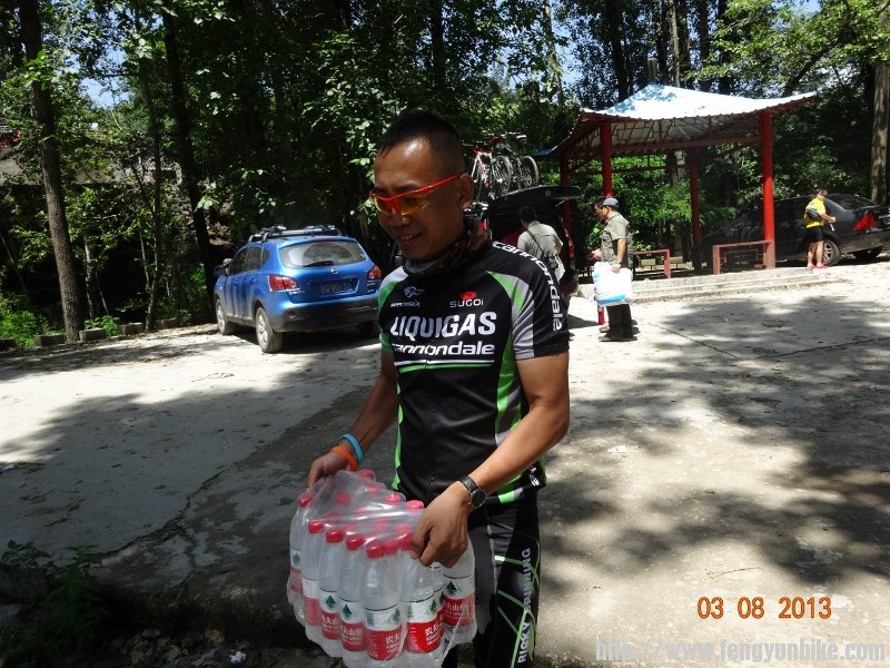 DSC01164 (800x600).jpg