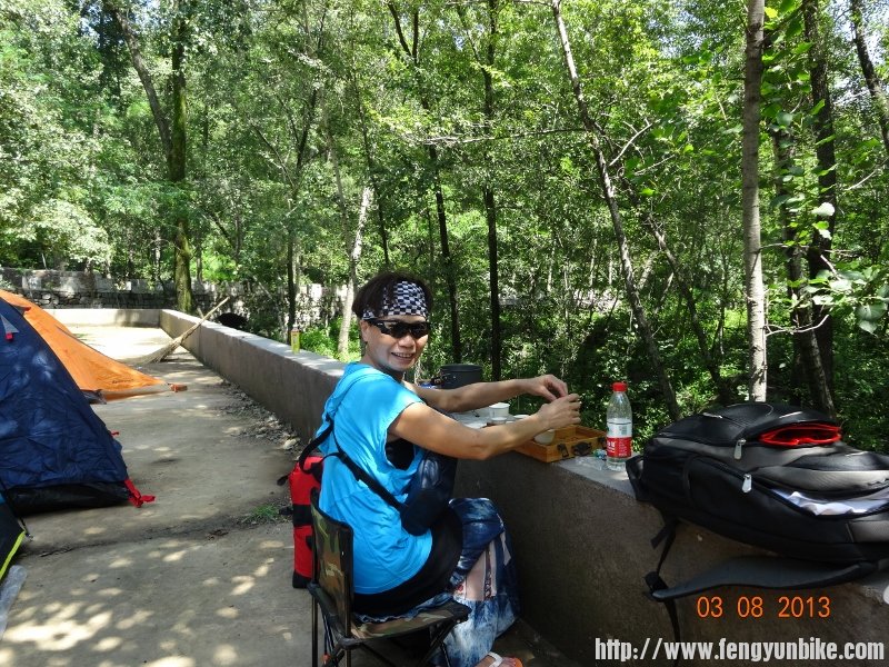 DSC01210 (800x600).jpg