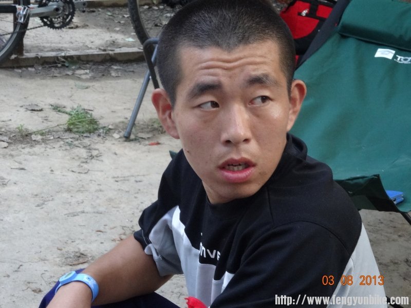 DSC01223 (800x600).jpg