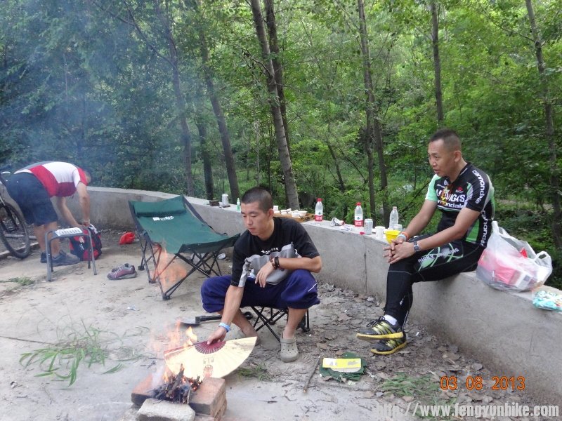 DSC01225 (800x600).jpg