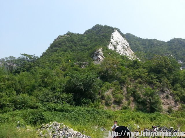 从此上山去溶洞