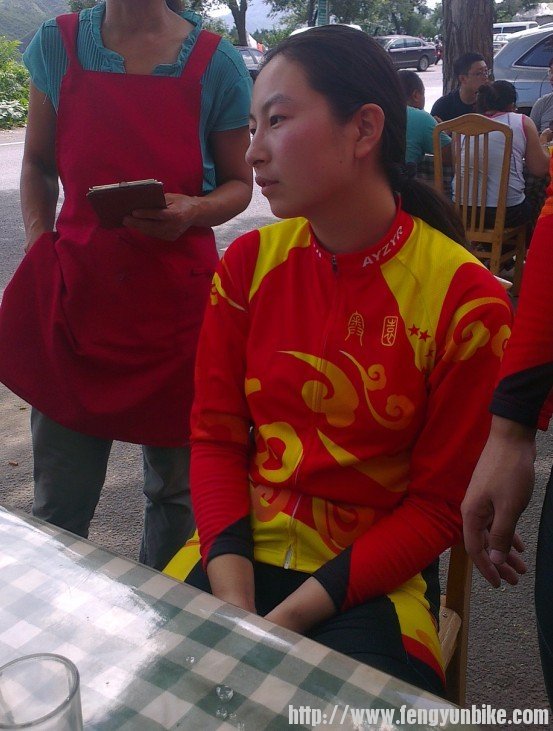 小棉袄也骑累了