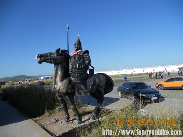 大汉行宫前的骑士