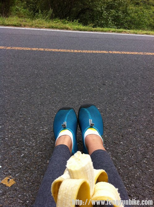 厄。此时地上很“暖和”。。