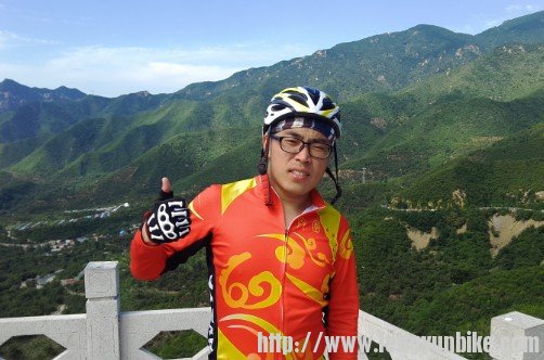 伟处长一览众山小