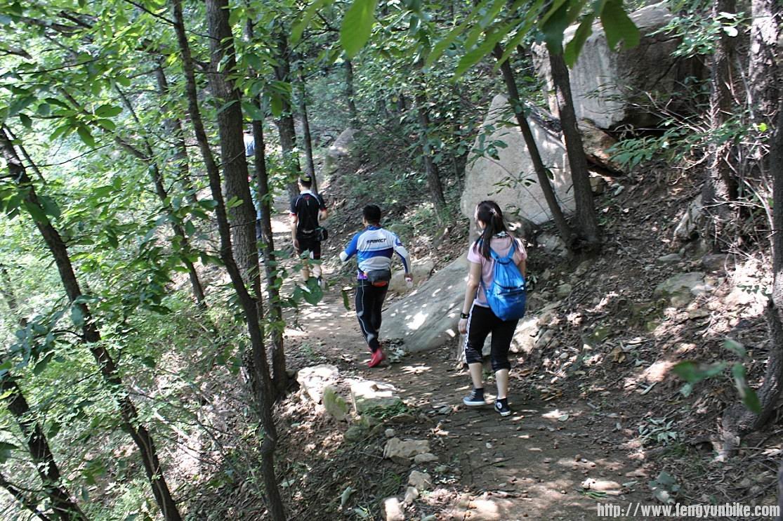 就是她！猜猜！