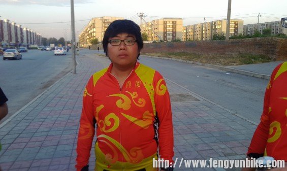 俺就是扑了蛾子